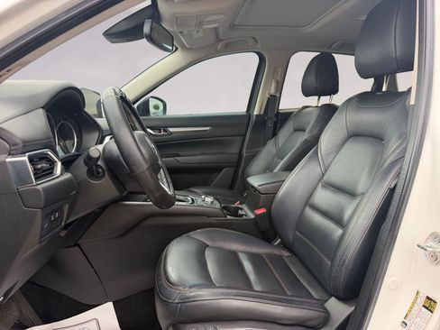 Used 2021 MAZDA CX-5 Touring FWD image 9