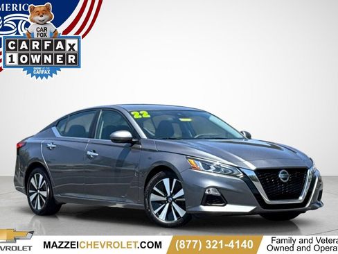 Used 2022 Nissan Altima 2.5 SV FWD image 1
