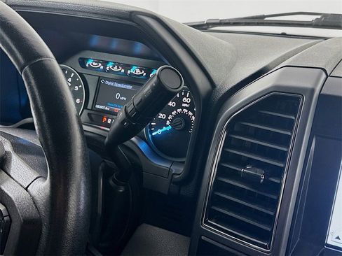 Used 2018 Ford F150 XLT w/ Equipment Group 302A Luxury image 16