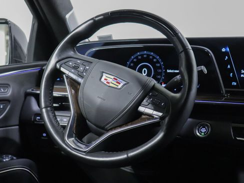 Certified 2023 Cadillac Escalade Sport Platinum w/ LPO, ONYX Package image 29