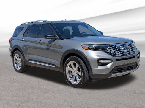 Used 2020 Ford Explorer Platinum w/ Premium Technology Package AWD/4WD image 4