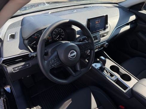 Certified 2025 Nissan Altima 2.5 S image 16