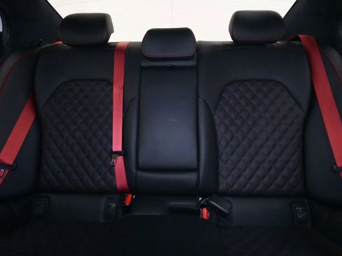 Used 2023 Genesis G70 3.3T w/ Sport Prestige Package image 23