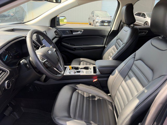 Used 2024 Ford Edge SEL w/ Convenience Package AWD/4WD image 9