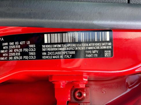 Used 2017 Jeep Renegade Altitude FWD image 36