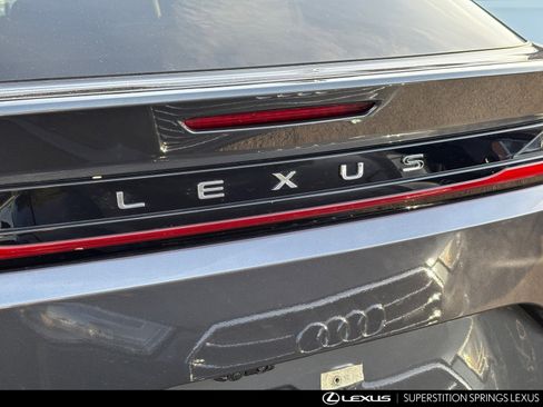 Used 2023 Lexus RZ 450e Premium image 10