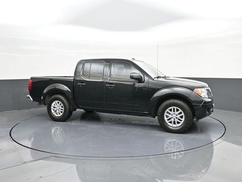 Used 2018 Nissan Frontier SV w/ Value Truck Package image 17