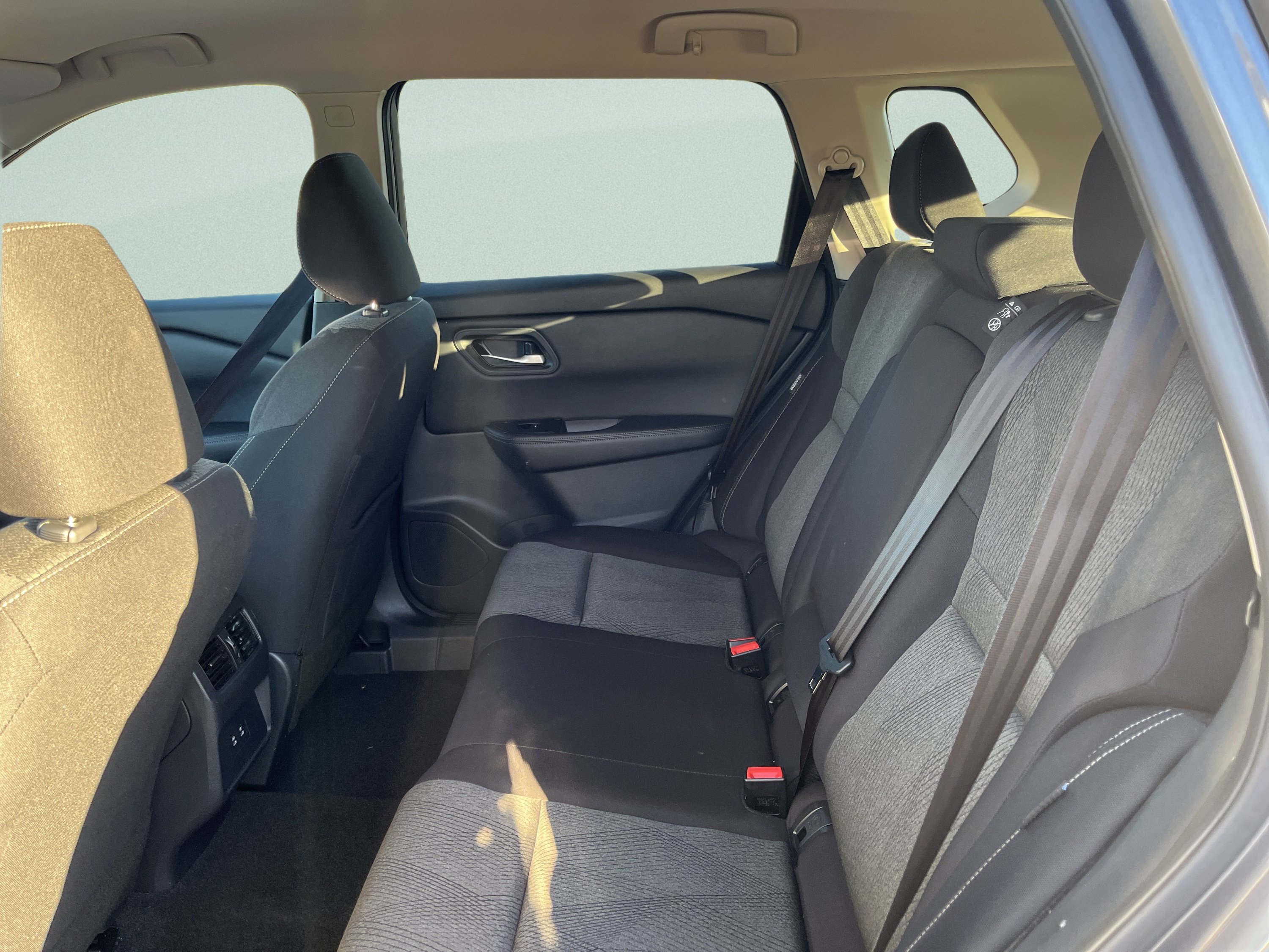 Used 2026 Nissan Rogue SV AWD/4WD image 22