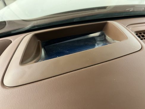 Used 2021 Chevrolet Suburban High Country image 22