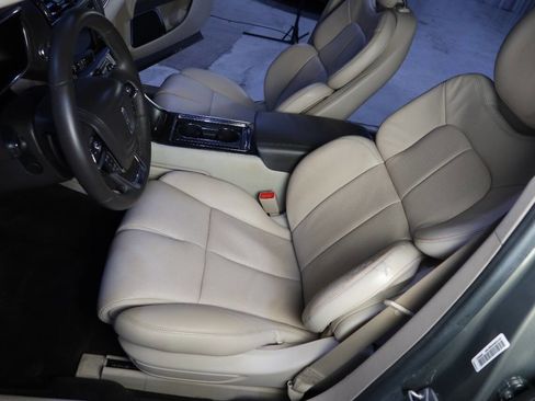 Used 2017 Lincoln Continental Select w/ Technology Package image 19