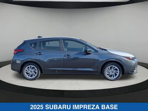 Certified 2025 Subaru Impreza 2.0i image 2