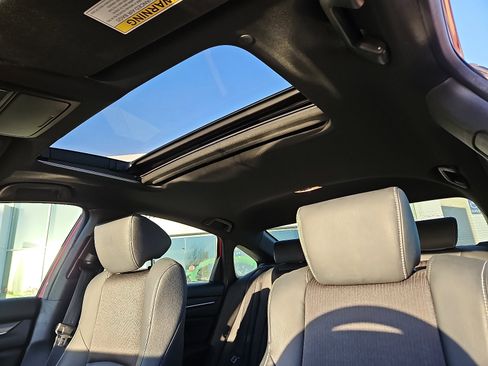 Used 2018 Honda Accord Sport image 12