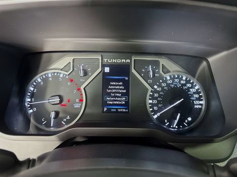 Used 2025 Toyota Tundra SR5 w/ SR5 Convenience Package AWD/4WD image 18