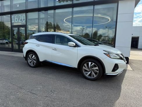 Used 2020 Nissan Murano SL w/ Moonroof Package AWD/4WD image 2