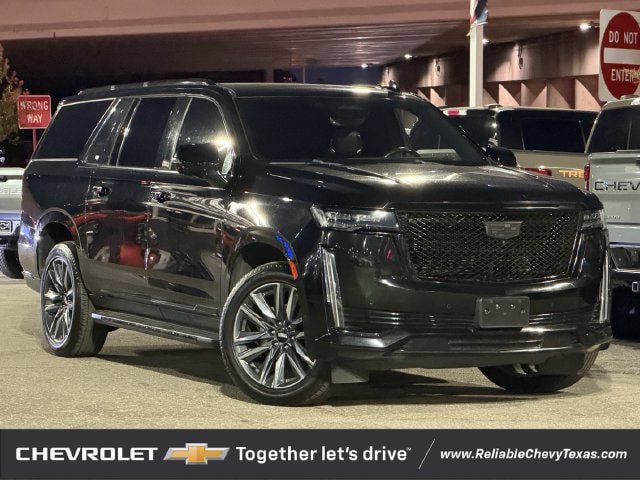 Used 2023 Cadillac Escalade ESV Sport AWD/4WD image 2