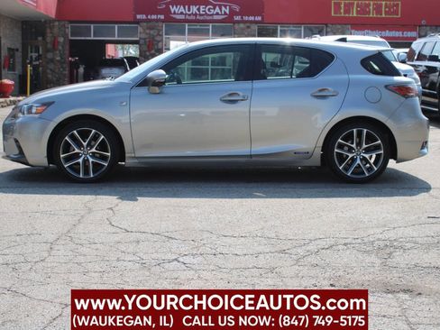Used 2017 Lexus CT 200h image 8