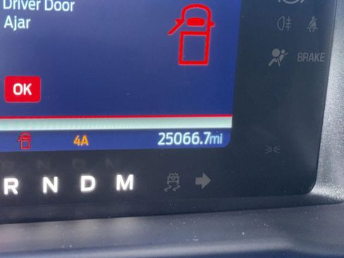 Used 2024 Ford Bronco Everglades image 25