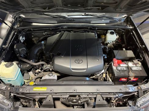 Used 2015 Toyota Tacoma 4x4 Double Cab w/ TRD Off-Road Package image 11