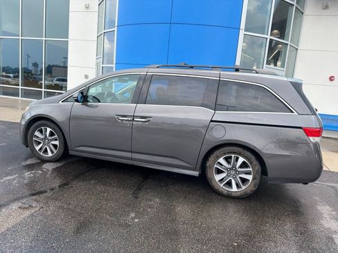 Used 2014 Honda Odyssey Touring Elite image 11