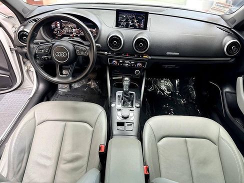 Used 2017 Audi A3 e-tron Prestige FWD image 6