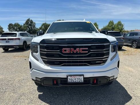 Used 2025 GMC Sierra 1500 AT4 w/ AT4 Premium Package AWD/4WD image 2