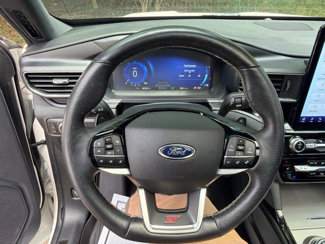 Used 2021 Ford Explorer ST w/ Equipment Group 401A AWD/4WD image 11