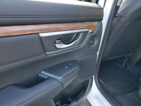 Certified 2022 Honda CR-V Touring image 19