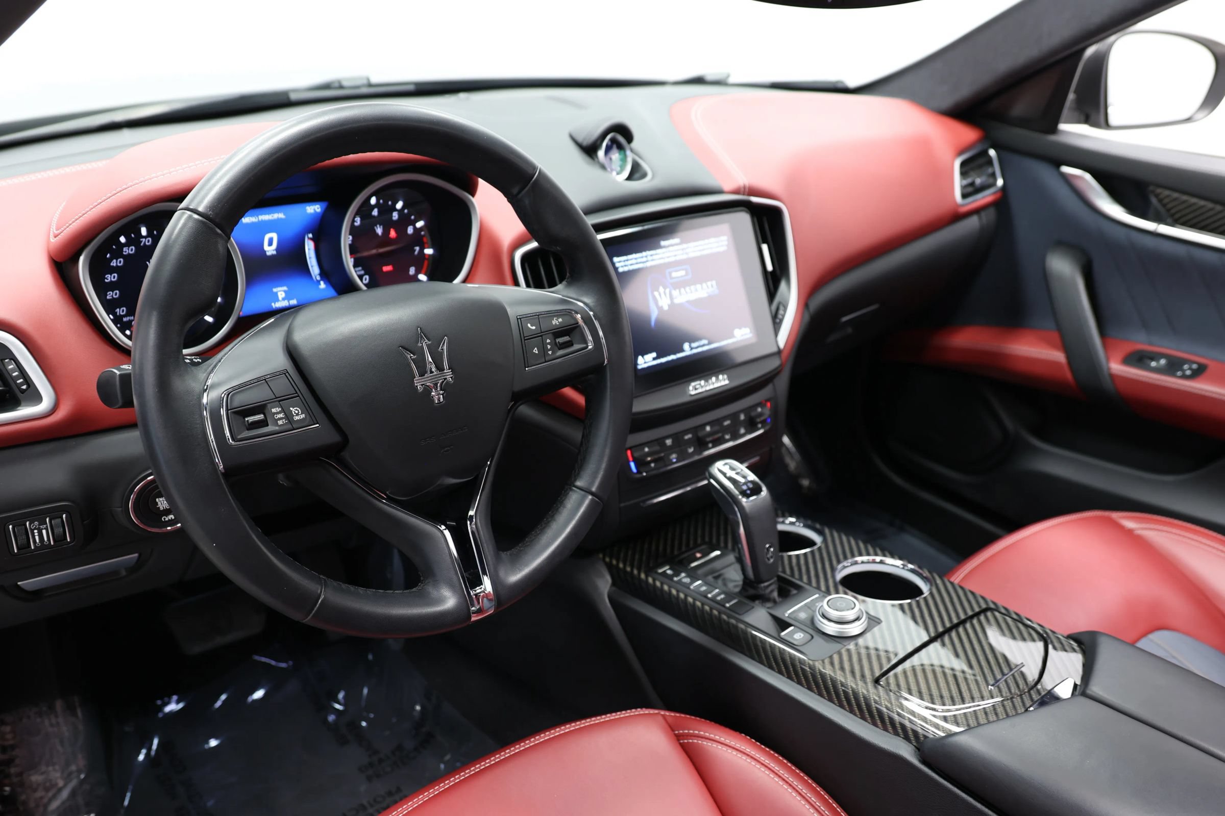Used 2019 Maserati Ghibli GranLusso RWD image 2