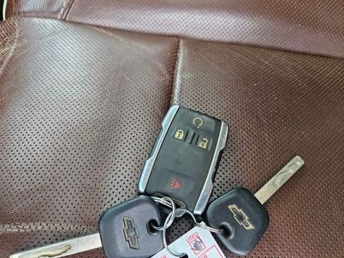 Used 2015 Chevrolet Silverado 2500 High Country w/ Duramax Plus Package image 28