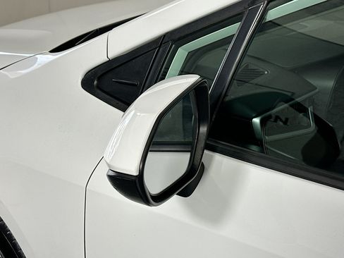 Used 2021 Toyota Corolla LE FWD image 10