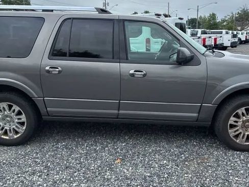 Used 2014 Ford Expedition EL Limited AWD/4WD image 11