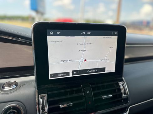 Used 2021 Lincoln Navigator L Black Label w/ Cargo Convenience Package image 5