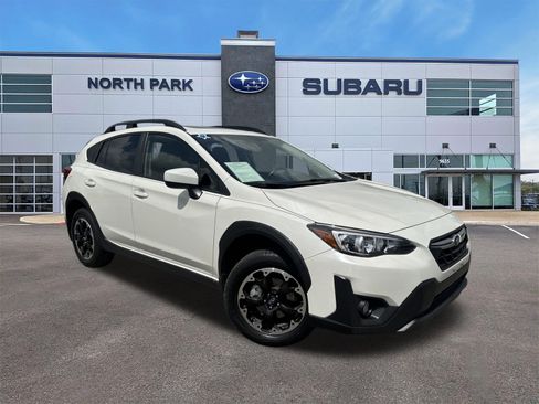 Used 2021 Subaru Crosstrek 2.0i Premium w/ Moonroof Package image 1