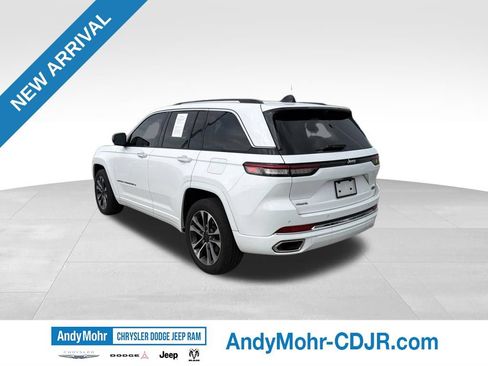 Used 2023 Jeep Grand Cherokee Overland w/ Adv Protech Group III AWD/4WD image 5