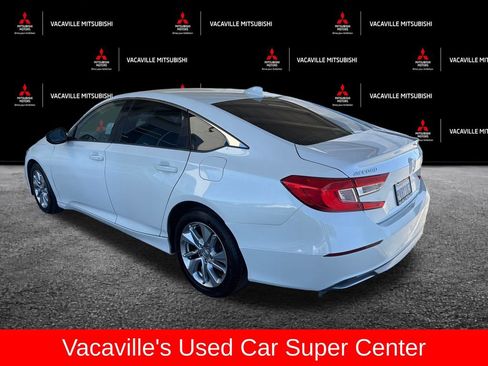 Used 2018 Honda Accord LX image 3