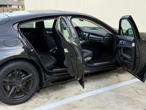 Used 2011 Porsche Panamera 4 AWD/4WD image 19