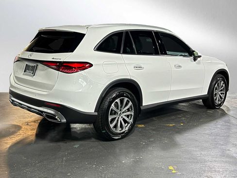 Certified 2025 Mercedes-Benz GLC 300 4MATIC image 3