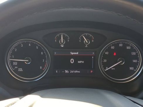 Used 2023 Buick Enclave Essence image 26