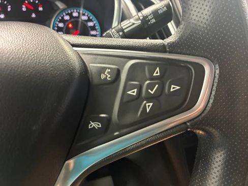 Used 2022 Chevrolet Equinox LT FWD image 22