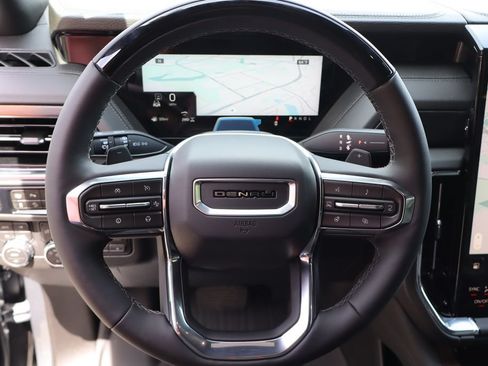 New 2026 GMC Yukon XL Denali w/ Denali Reserve Package AWD/4WD image 16