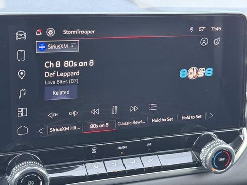 Used 2024 GMC Canyon Elevation image 26