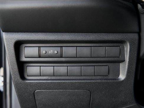 New 2025 Mitsubishi Outlander ES image 33