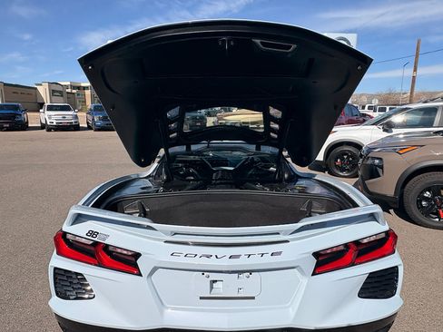 Used 2023 Chevrolet Corvette Stingray Premium Cpe w/ Z51 Performance Package RWD image 10