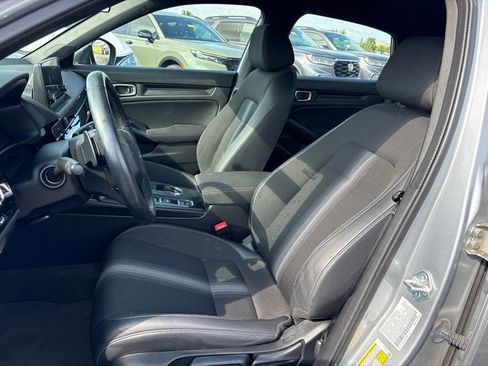 Used 2023 Honda Civic Sport image 13
