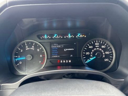 Used 2020 Ford F150 XLT w/ Equipment Group 302A Luxury AWD/4WD image 15