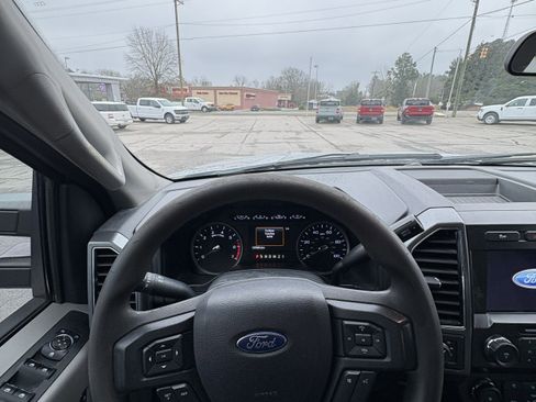 Used 2020 Ford F250 XLT w/ XLT Value Package image 12