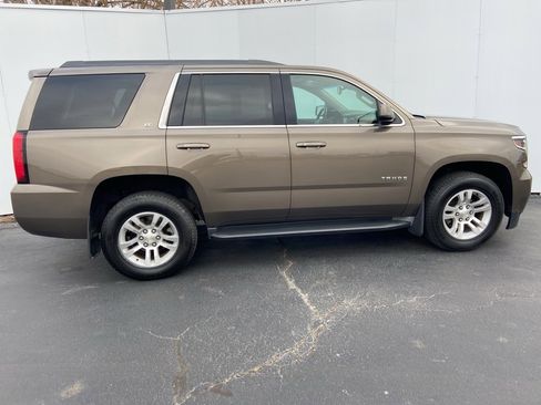 Used 2015 Chevrolet Tahoe LT w/ Luxury Package image 3