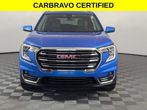 Certified 2024 GMC Terrain SLT FWD image 3