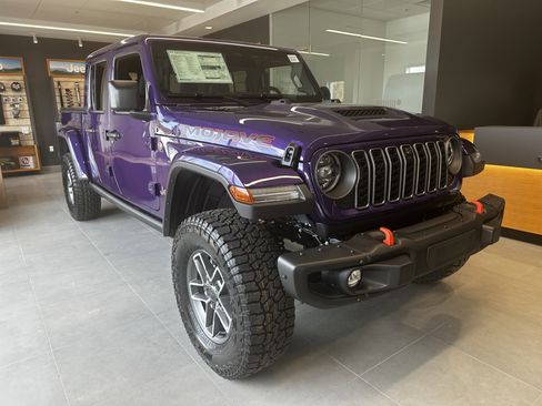 New 2026 Jeep Gladiator Mojave image 1