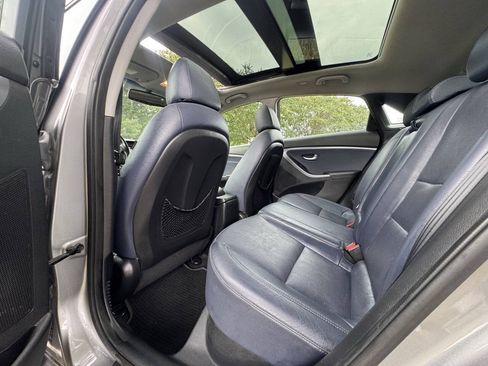 Used 2013 Hyundai Elantra GT w/ Style Pkg FWD image 20